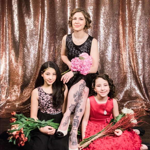 Meet your Posher, Nichole - Picture 5 of 5